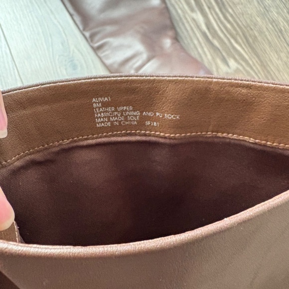 Steve Madden “Ally” boots - size 8 brown knee high boots - Picture 5 of 5